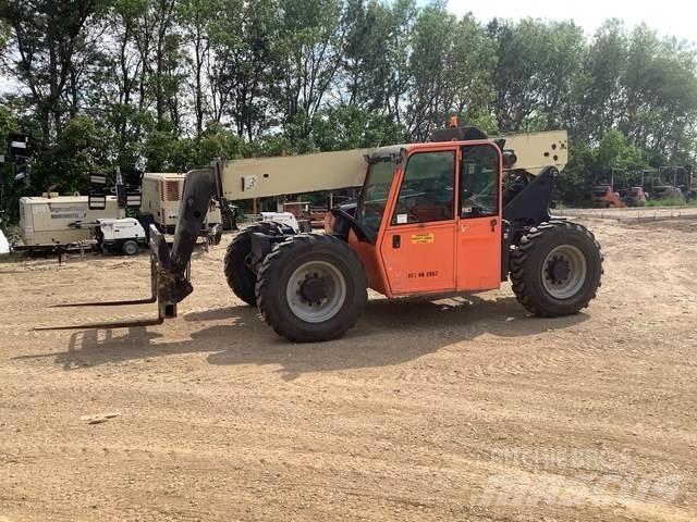 JLG G6-42A Телескопічні навантажувачі