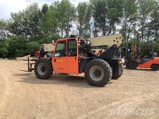 JLG G6-42A Телескопічні навантажувачі