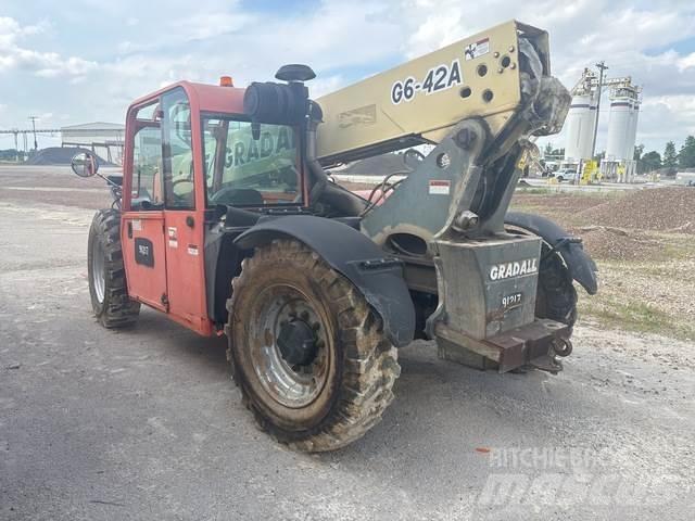 JLG G6-42A Телескопічні навантажувачі