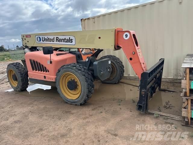 JLG G9-43A Телескопічні навантажувачі