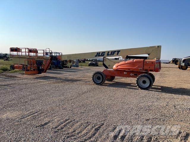 JLG M600JP Телескопічні підйомники
