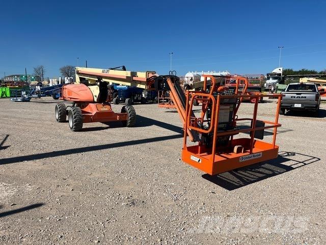 JLG M600JP Колінчаті підйомники