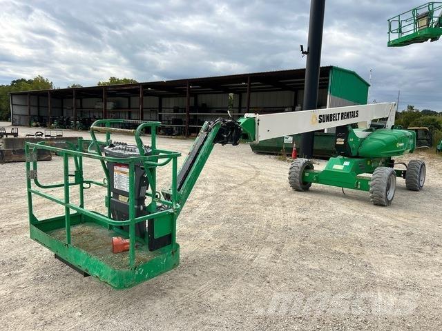 JLG M600JP Телескопічні підйомники