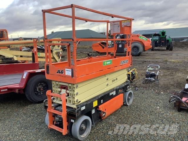 JLG R2632 Підйомники-ножиці