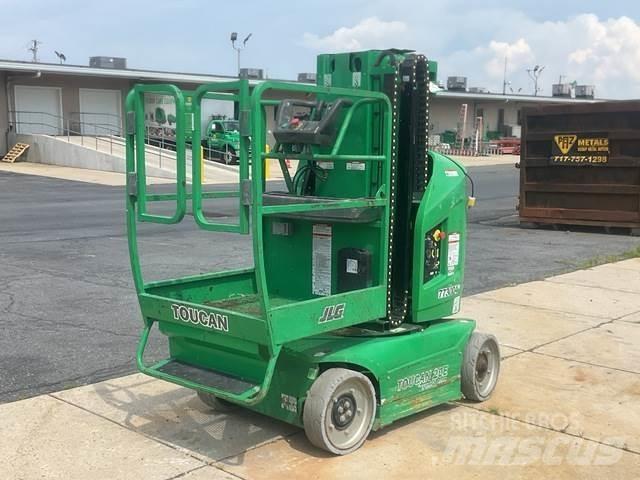 JLG T20E Вертикальні щоглові підйомники