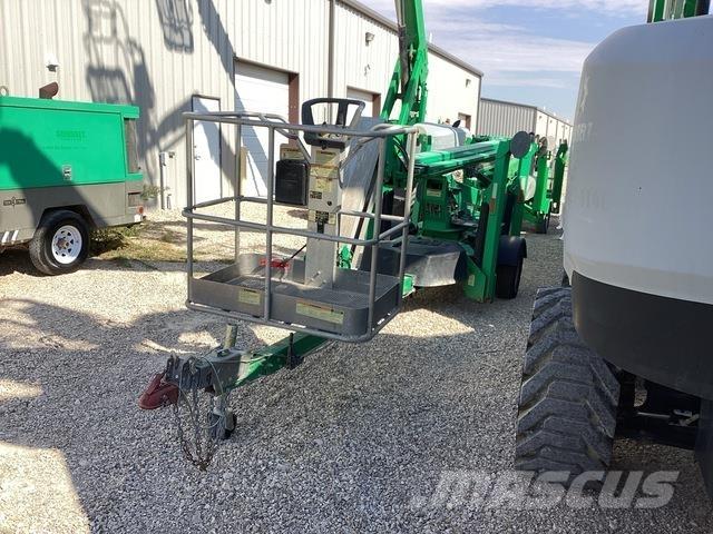 JLG T500J Вишки-причепи