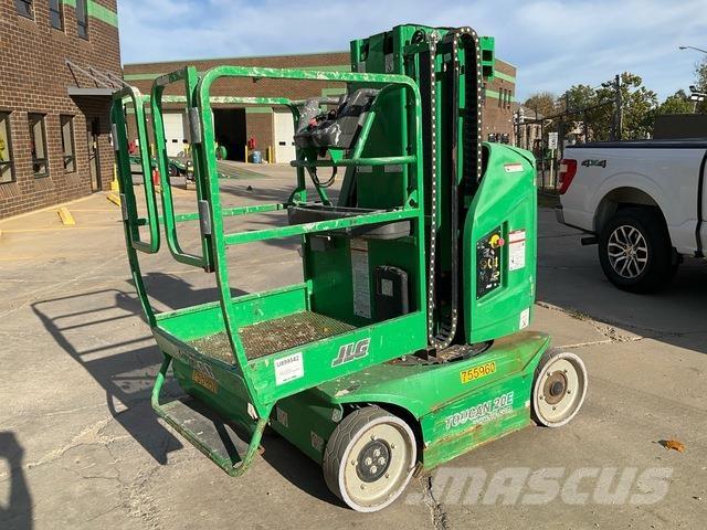 JLG Toucan 20E Вертикальні щоглові підйомники