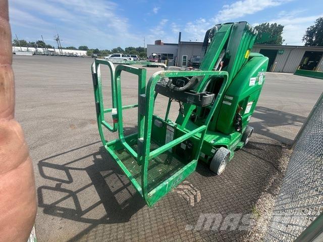 JLG Toucan 26E Вертикальні щоглові підйомники