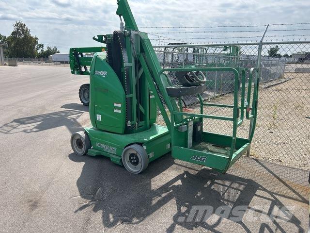 JLG Toucan 26E Вертикальні щоглові підйомники