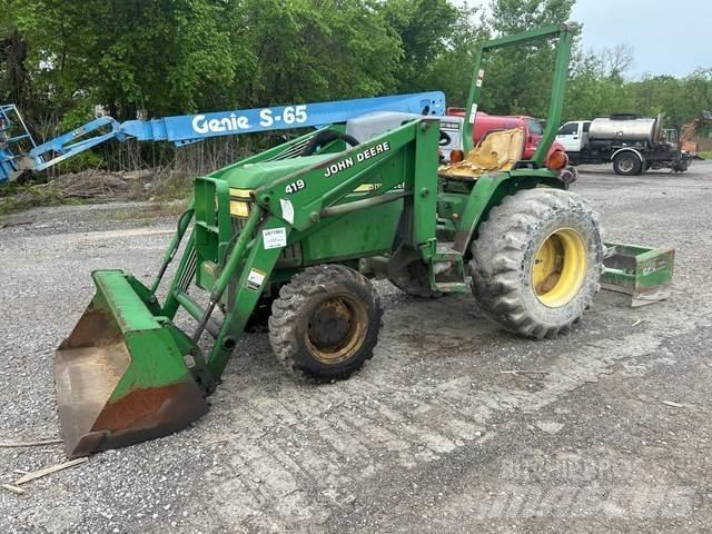 John Deere  Трактори