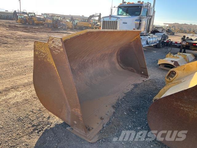 John Deere  Ковші