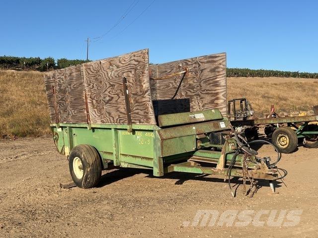 John Deere 450 Розсіювачі гною