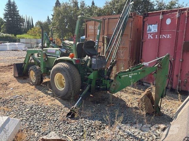 John Deere 790 Трактори