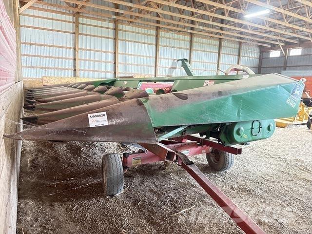 John Deere 843 Інші землеоброблювальні машини і додаткове обладнання