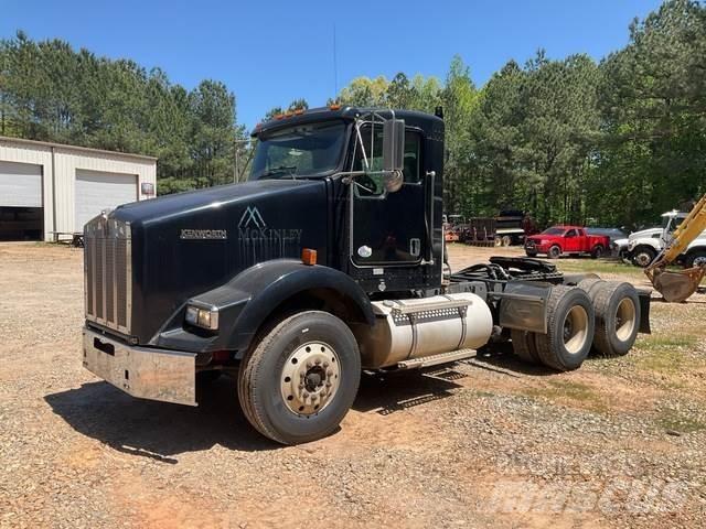 Kenworth  Тягачі