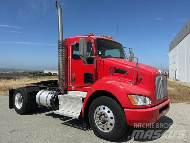 Kenworth  Тягачі