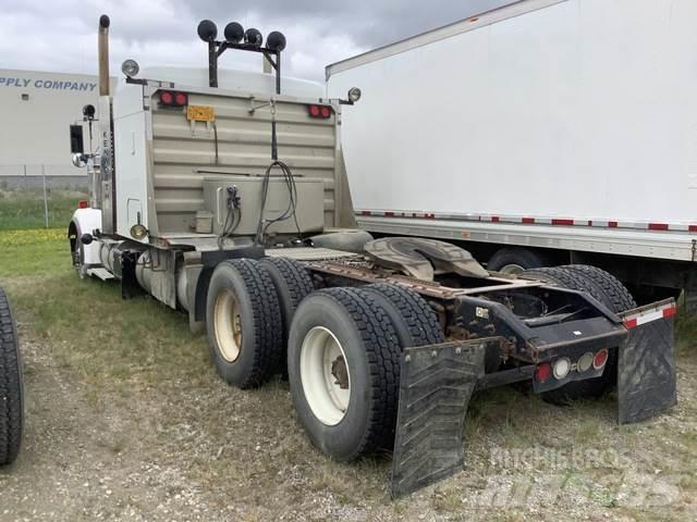 Kenworth  Тягачі