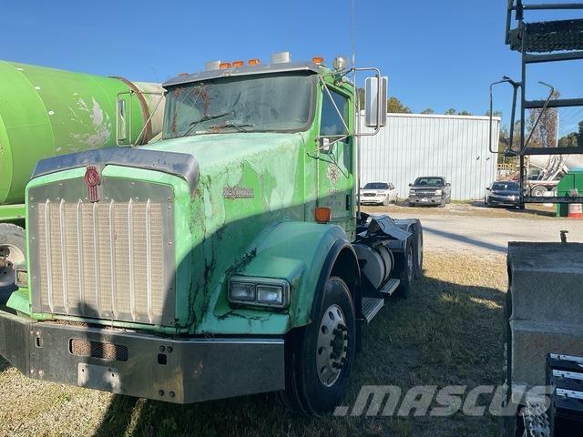 Kenworth  Тягачі