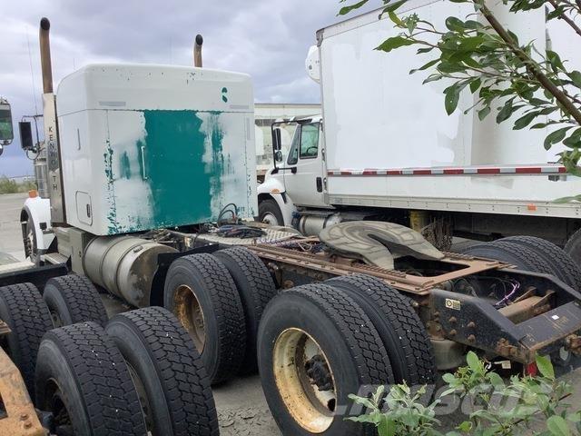 Kenworth DS Тягачі