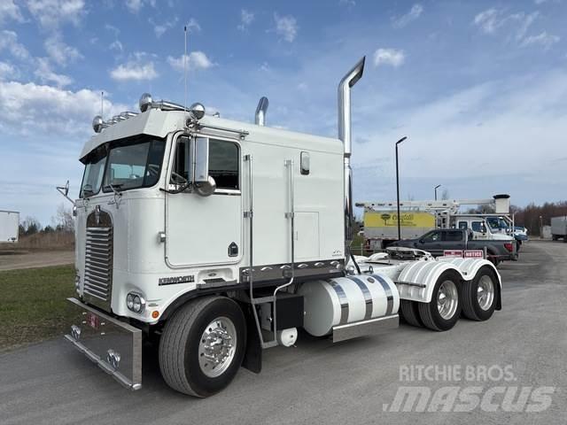 Kenworth K100 Кабіни