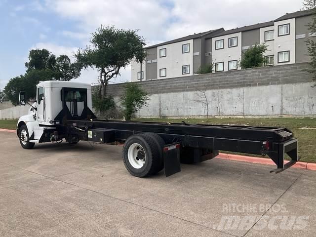Kenworth T270 Вантажівки / спеціальні