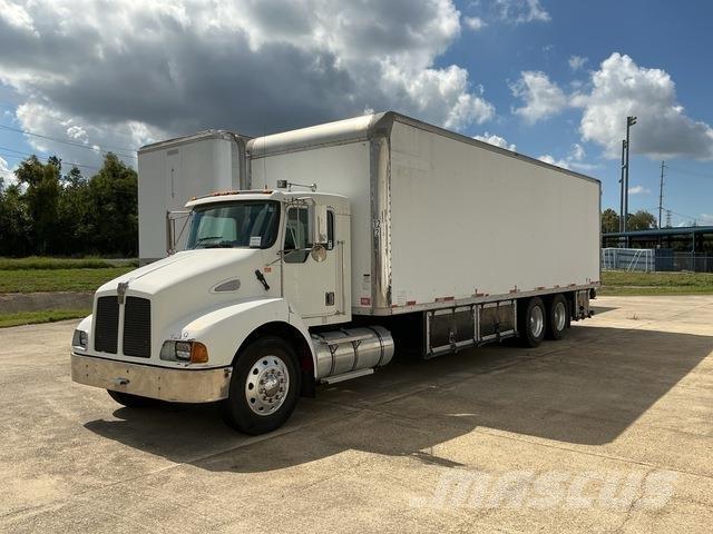 Kenworth T300 Фургони