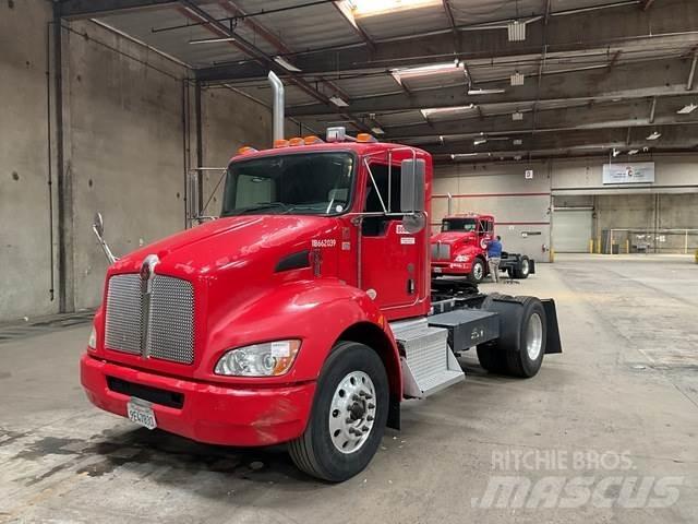 Kenworth T370 Тягачі