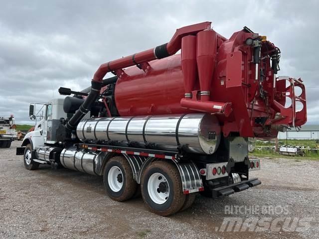 Kenworth T400 Гусеничні екскаватори