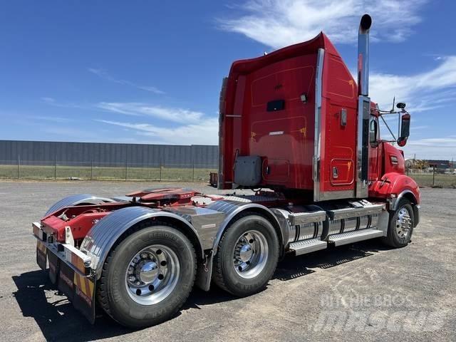Kenworth T409 Тягачі