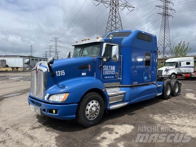 Kenworth T660 Тягачі