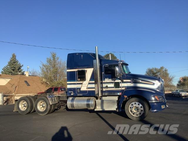 Kenworth T660 Тягачі