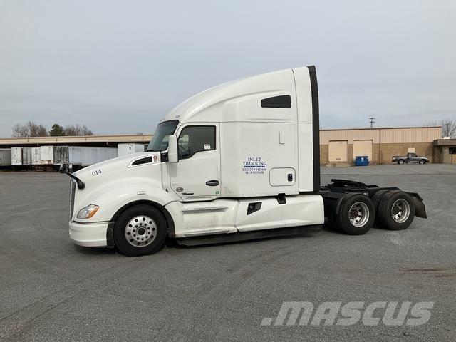 Kenworth T680 Тягачі