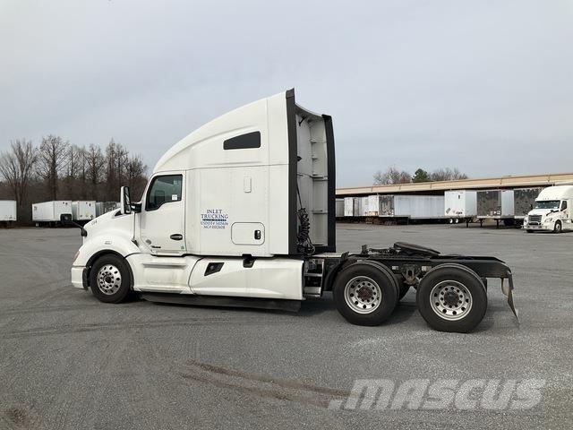Kenworth T680 Тягачі