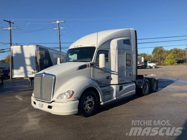 Kenworth T680 Тягачі