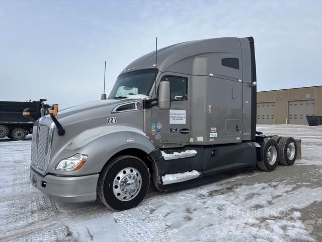 Kenworth T680 Тягачі