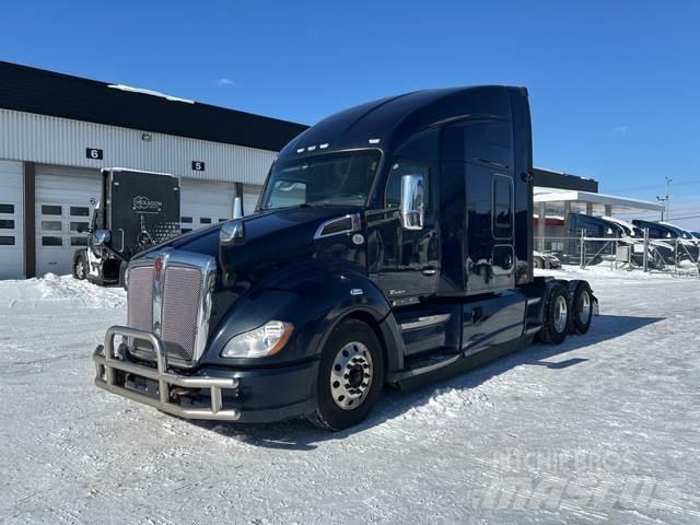 Kenworth T680 Тягачі