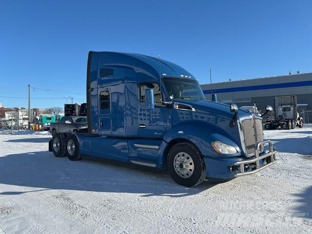 Kenworth T680 Тягачі