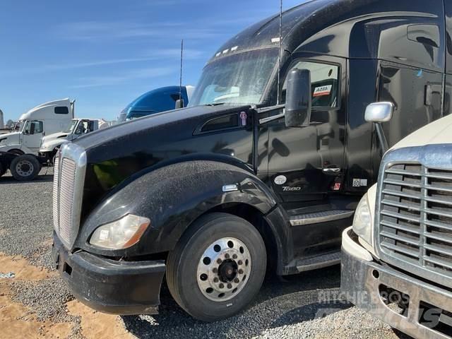 Kenworth T680 Тягачі
