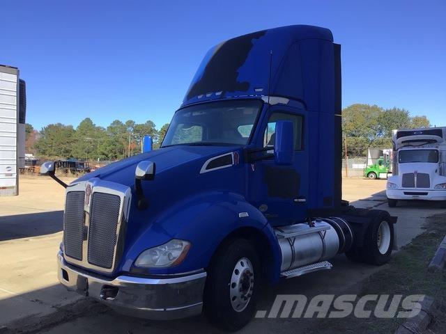 Kenworth T680 Тягачі