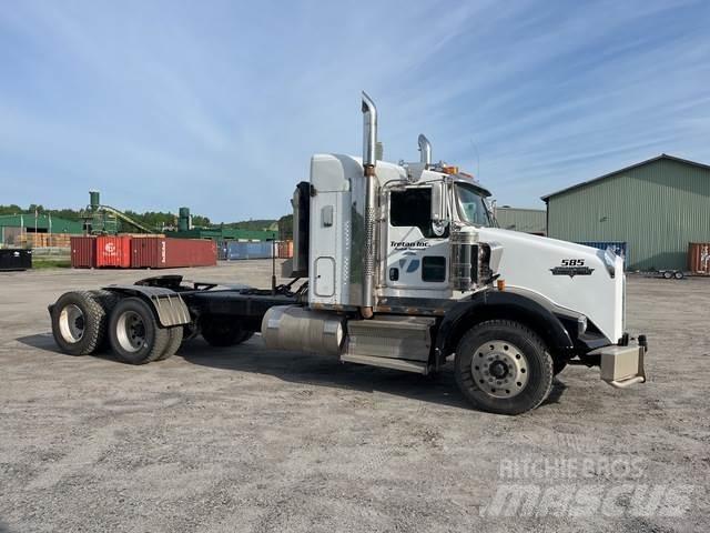 Kenworth T800 Тягачі