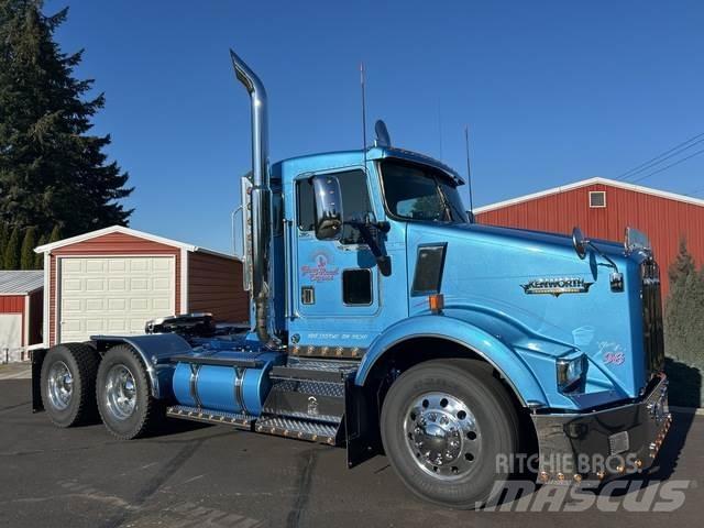 Kenworth T800 Тягачі