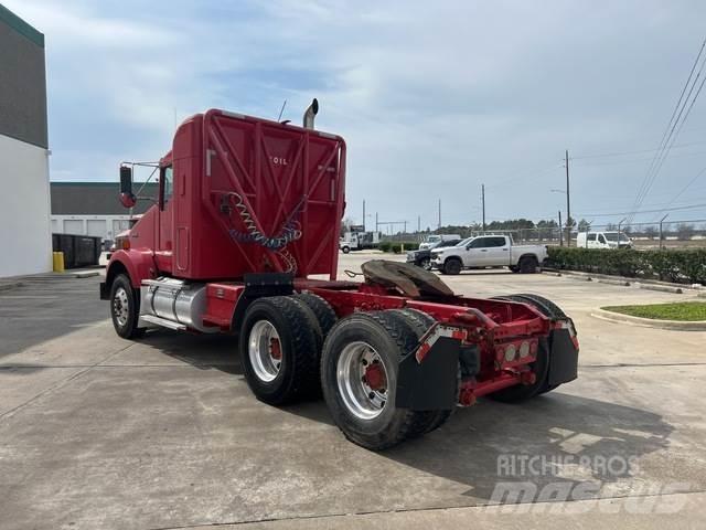 Kenworth T800 Тягачі