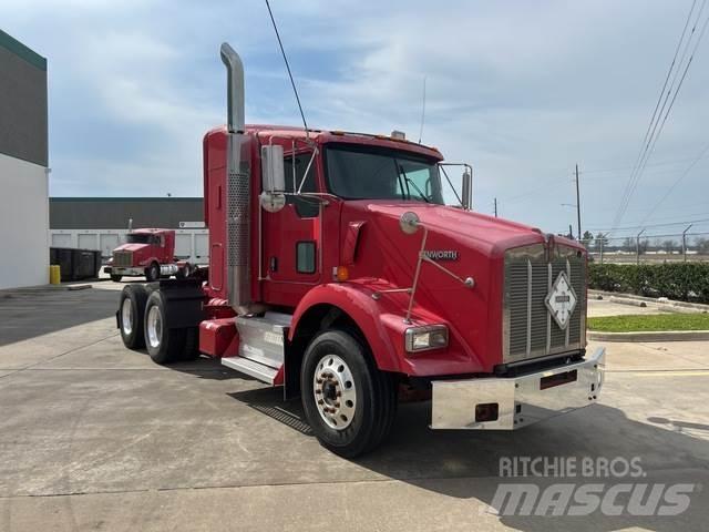 Kenworth T800 Тягачі