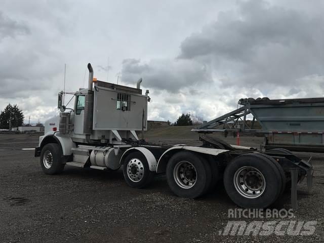 Kenworth T800 Тягачі