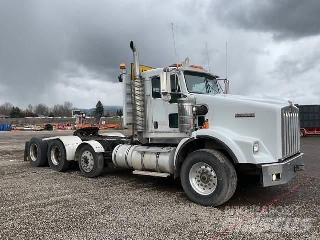 Kenworth T800 Тягачі