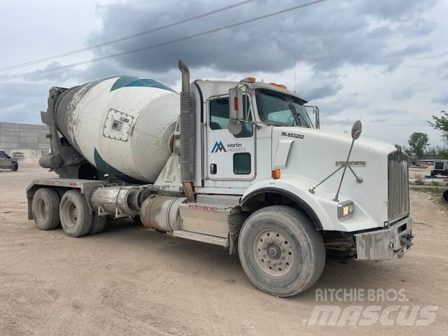 Kenworth T800 Вантажівки / спеціальні