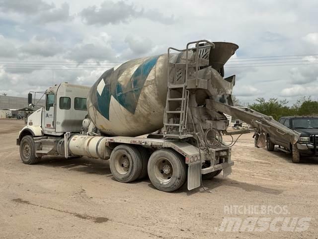 Kenworth T800 Вантажівки / спеціальні