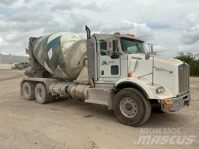 Kenworth T800 Вантажівки / спеціальні