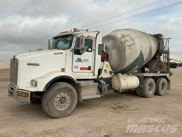 Kenworth T800 Вантажівки / спеціальні