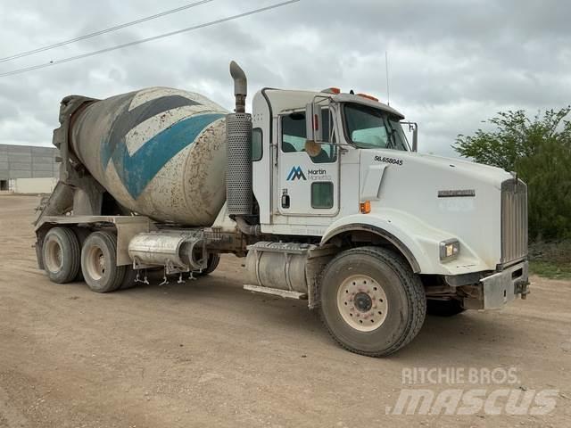 Kenworth T800 Вантажівки / спеціальні